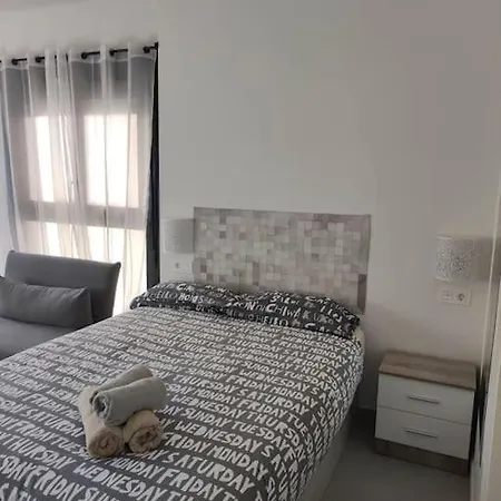 Apartamento Nuevo Estudio Con Parking Gratis Málaga