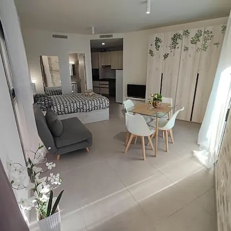 Apartamento Nuevo Estudio Con Parking Gratis